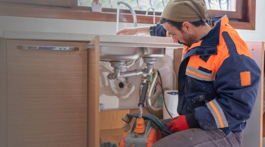 Local water heater installation in Clothier, WV